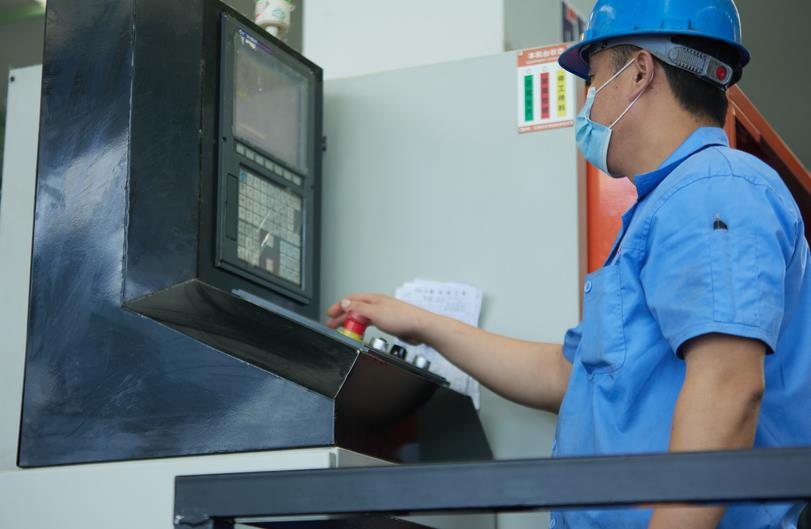 回轉支承廠家與高校合作，推動產(chǎn)學研深度融合